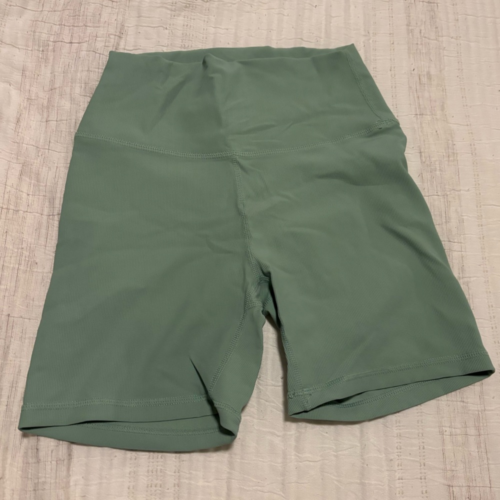 Women’s biker shorts